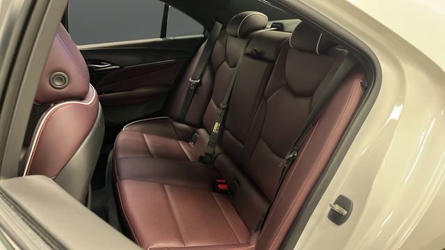 Used 2020 White Cadillac V-Series image 22
