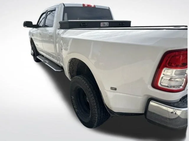 Used 2021 White Ram Big Horn image 10