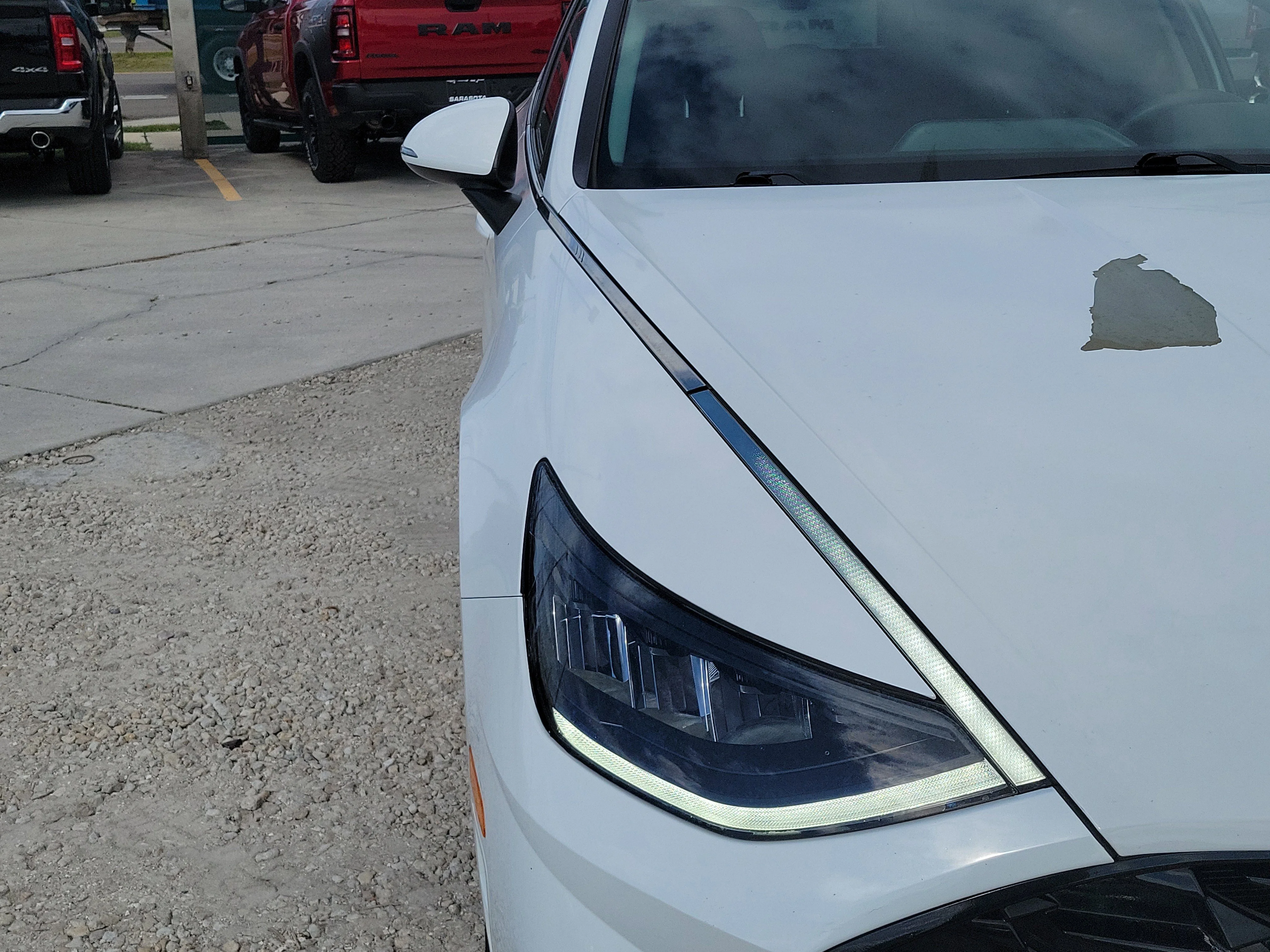 Used 2020 Quartz White Hyundai SEL image 7