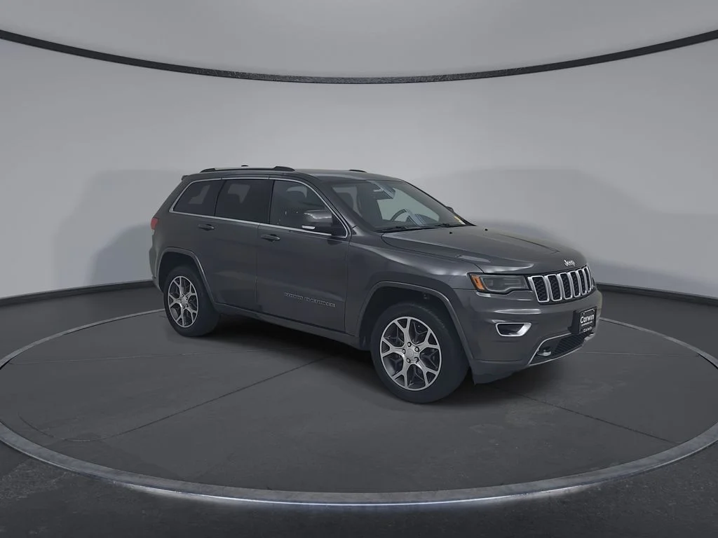 Certified Used 2018 Gray Jeep Limited image 4