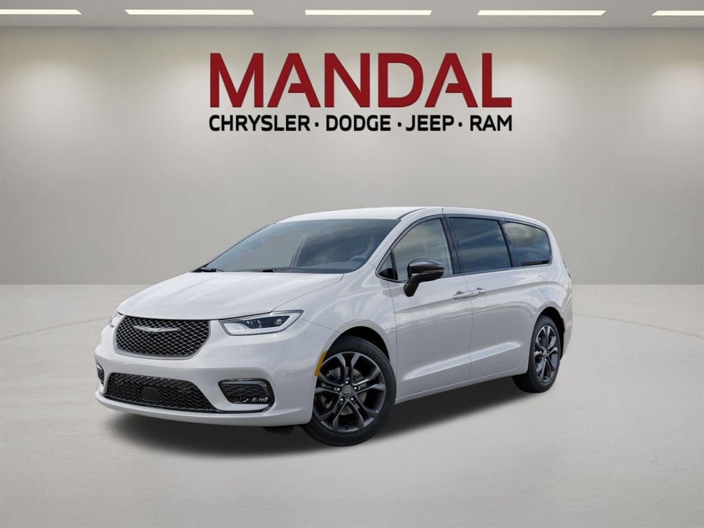 2026 Chrysler Pacifica Select's photo