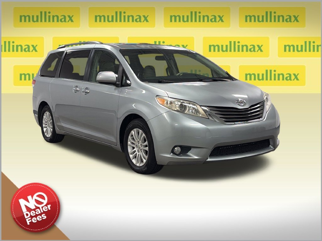 2011 Toyota Sienna XLE