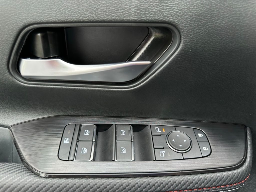 2025 Nissan Kicks SR AWD - Photo 26