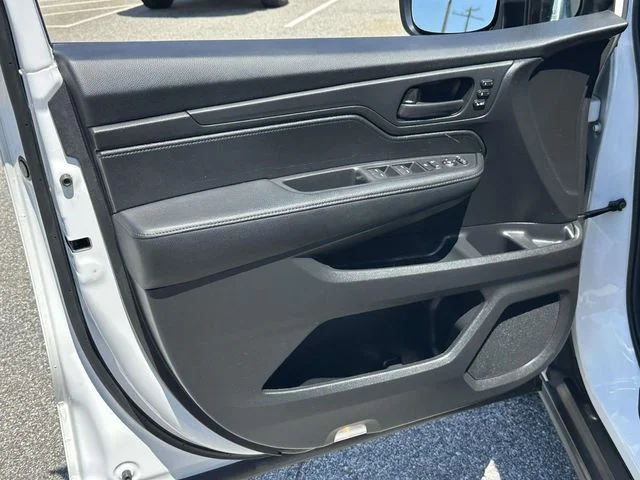 2024 Honda Odyssey EX-L - Photo 28