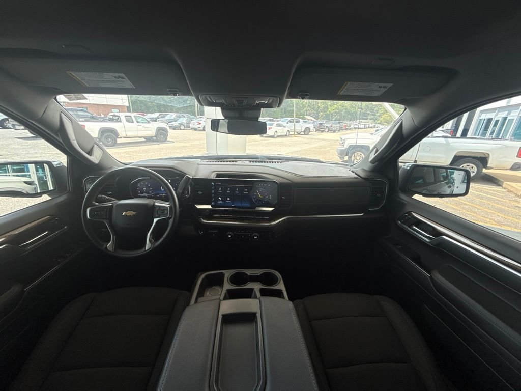 Used 2023 Gray Chevrolet LT image 19