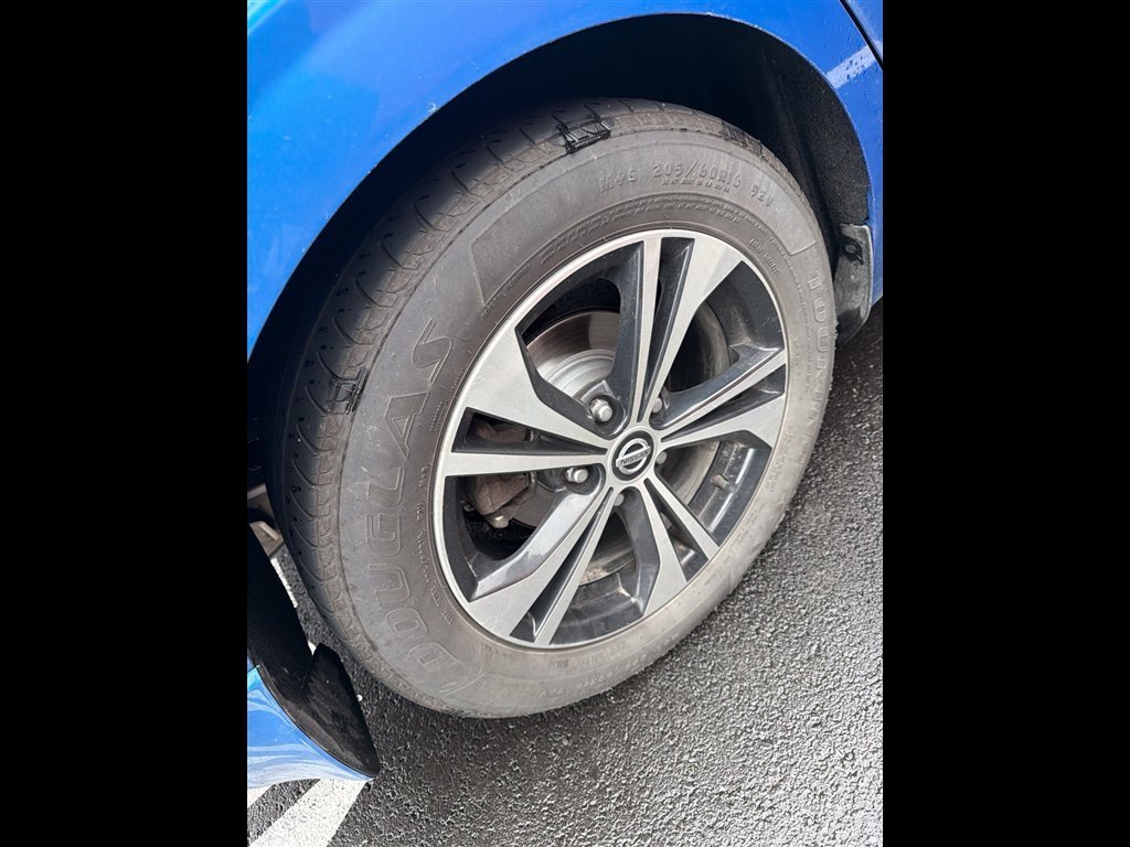 Used 2022 Blue Nissan SV image 26