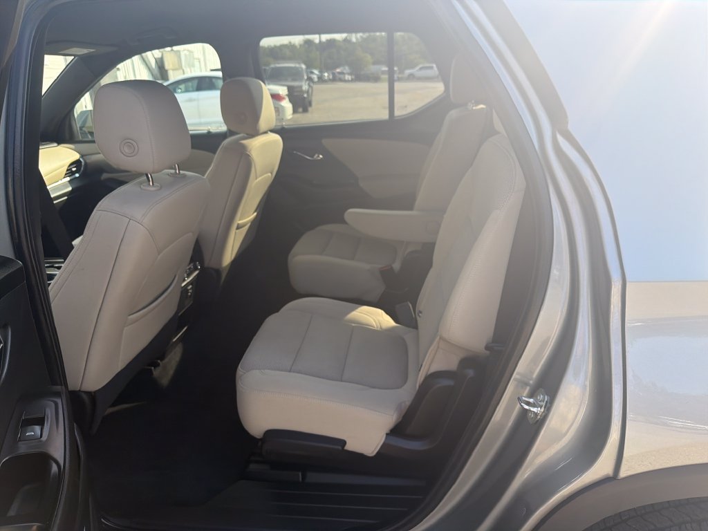 Used 2023 Gray Chevrolet LT image 14