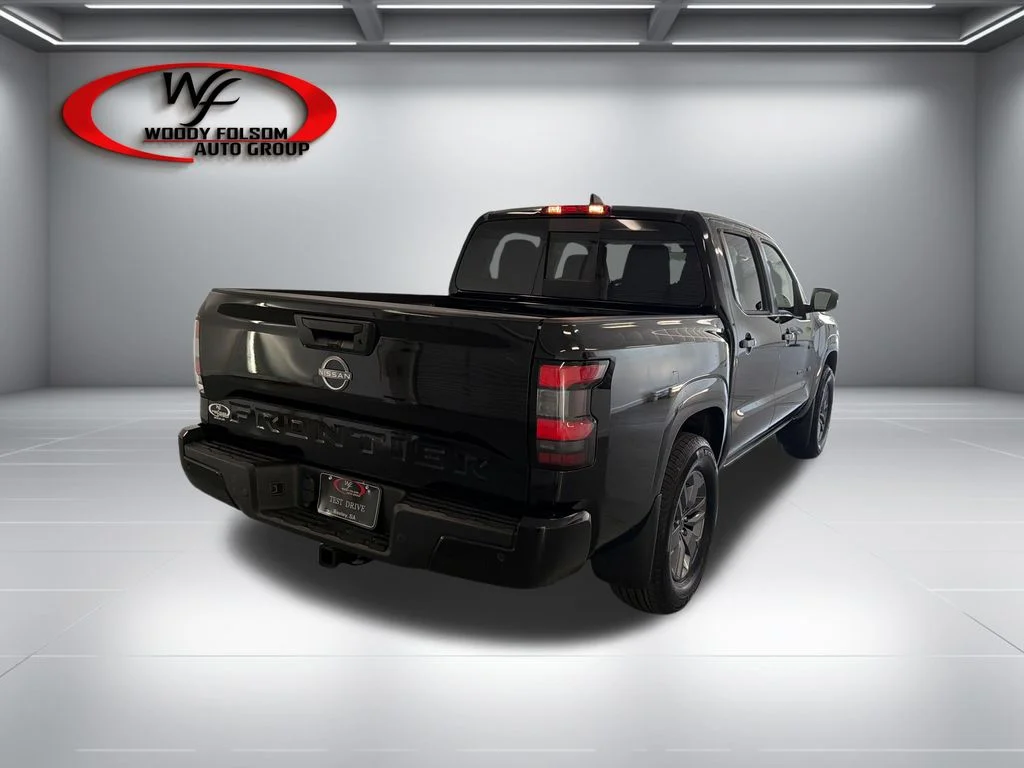 New 2027 Super Black Nissan Crew Cab SV image 6