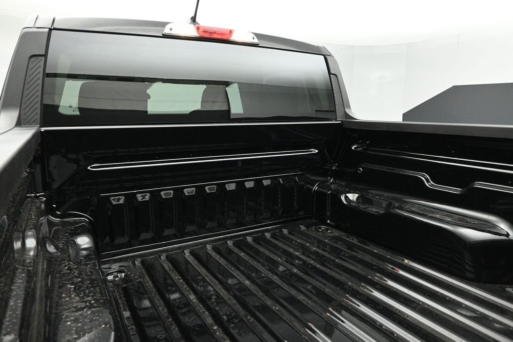 New 2026 Shadow Black Ford XLT image 20