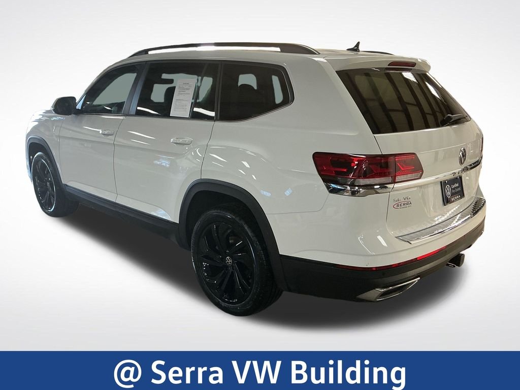 Used 2023 Pure White Volkswagen 3.6L V6 SE w/Technology image 3