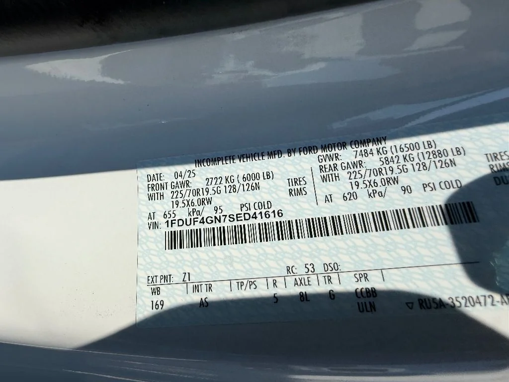 New 2025 Oxford White Ford XL - Knapheide 11' Gooseneck Platform image 8