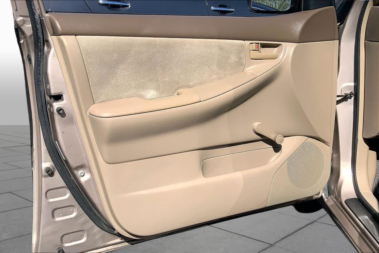 Used 2003 Sandrift Metallic Toyota CE image 18