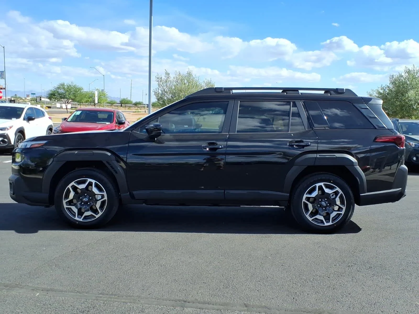 New 2026 CRYSTAL BLACK SILICA Subaru Touring image 4