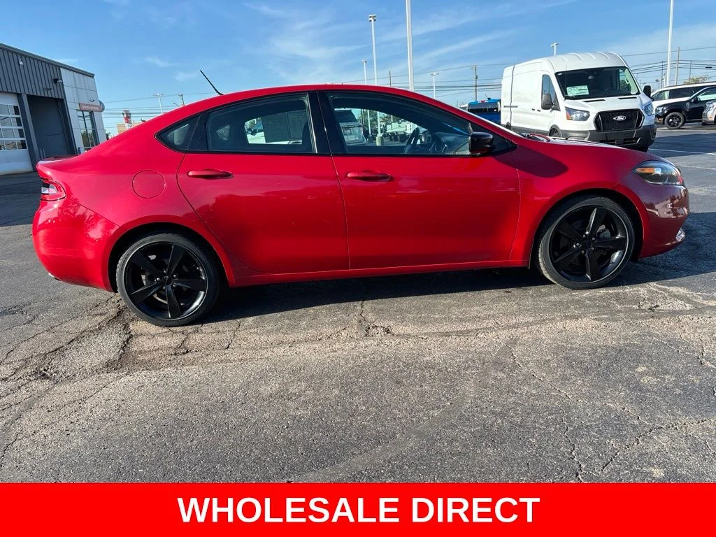 Used 2016 Red Dodge SXT image 6