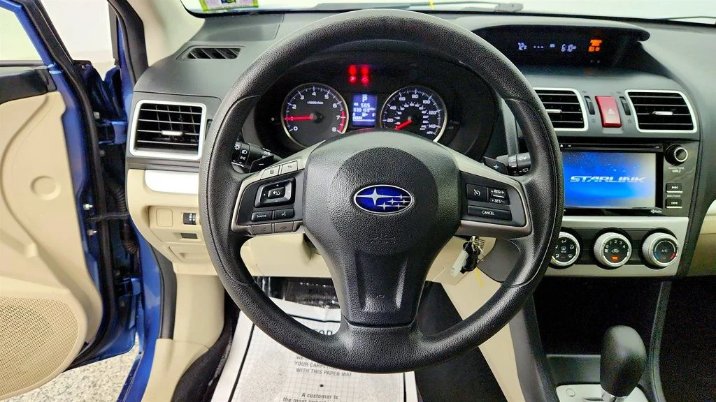 Used 2015 Quartz Blue Pearl Subaru 5dr CVT 2.0i Premium image 13