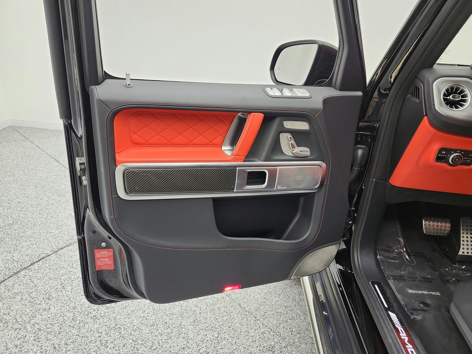 Used 2025 Obsidian Black Metallic Mercedes-Benz AMG® G 63 SUV image 15