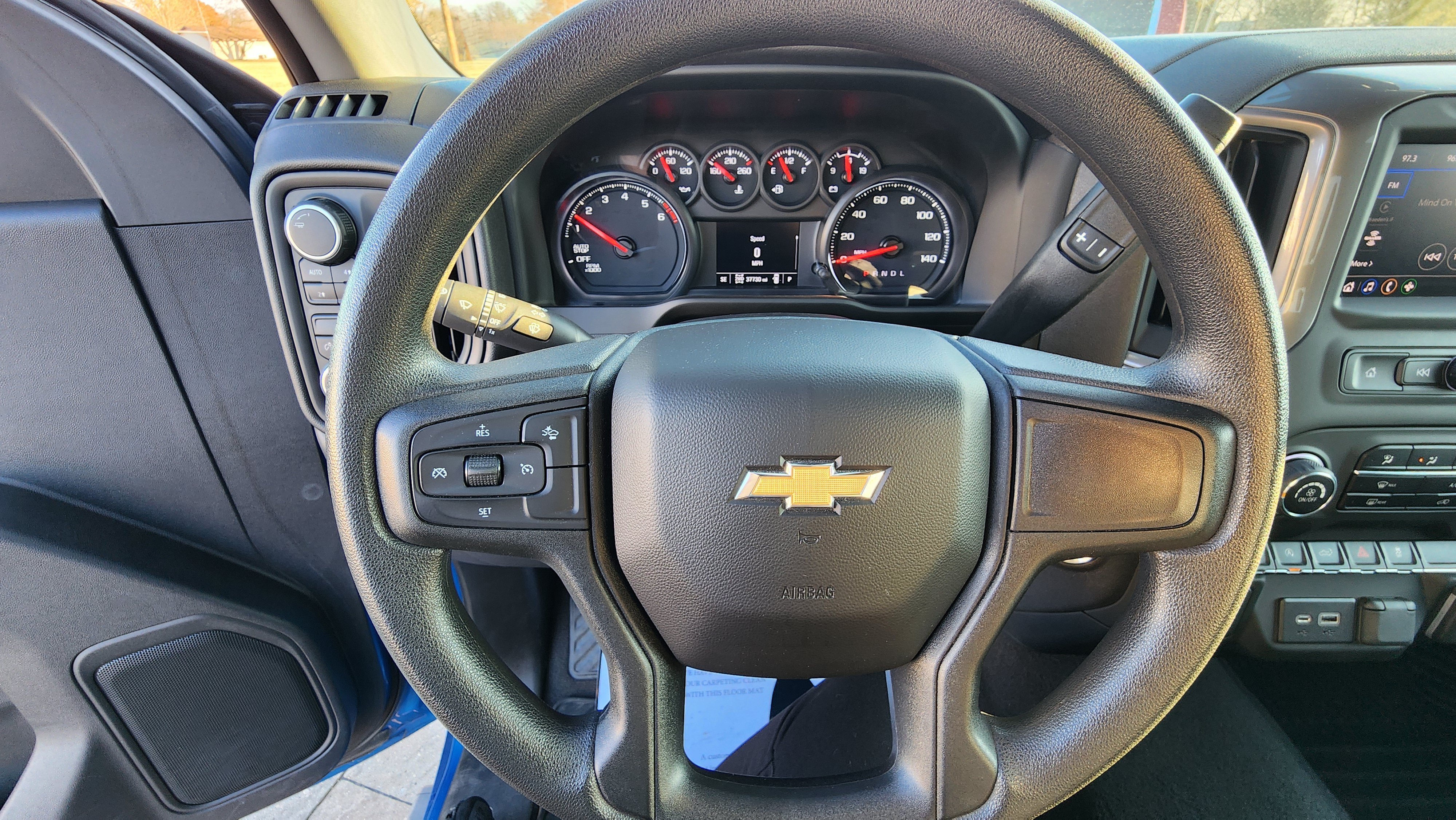 2023 Chevrolet Silverado 1500 Custom - Photo 17