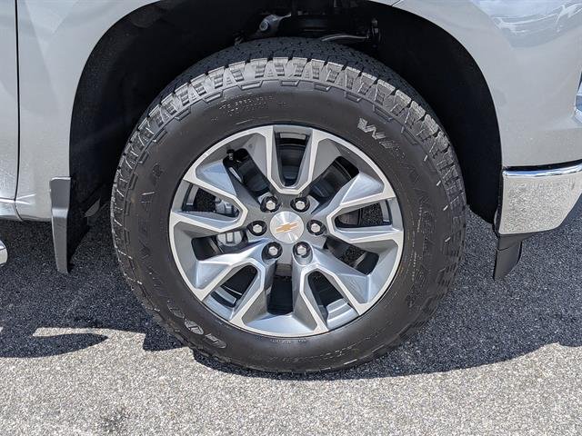 New 2026 Sterling Gray Metallic Chevrolet LT image 10