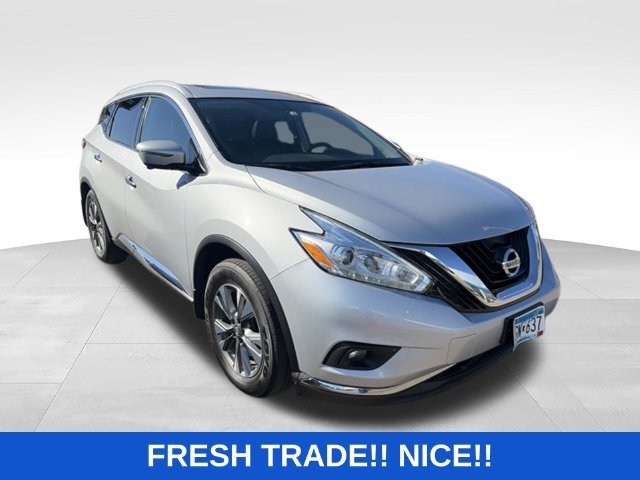 Used 2017 Silver Nissan SL image 2