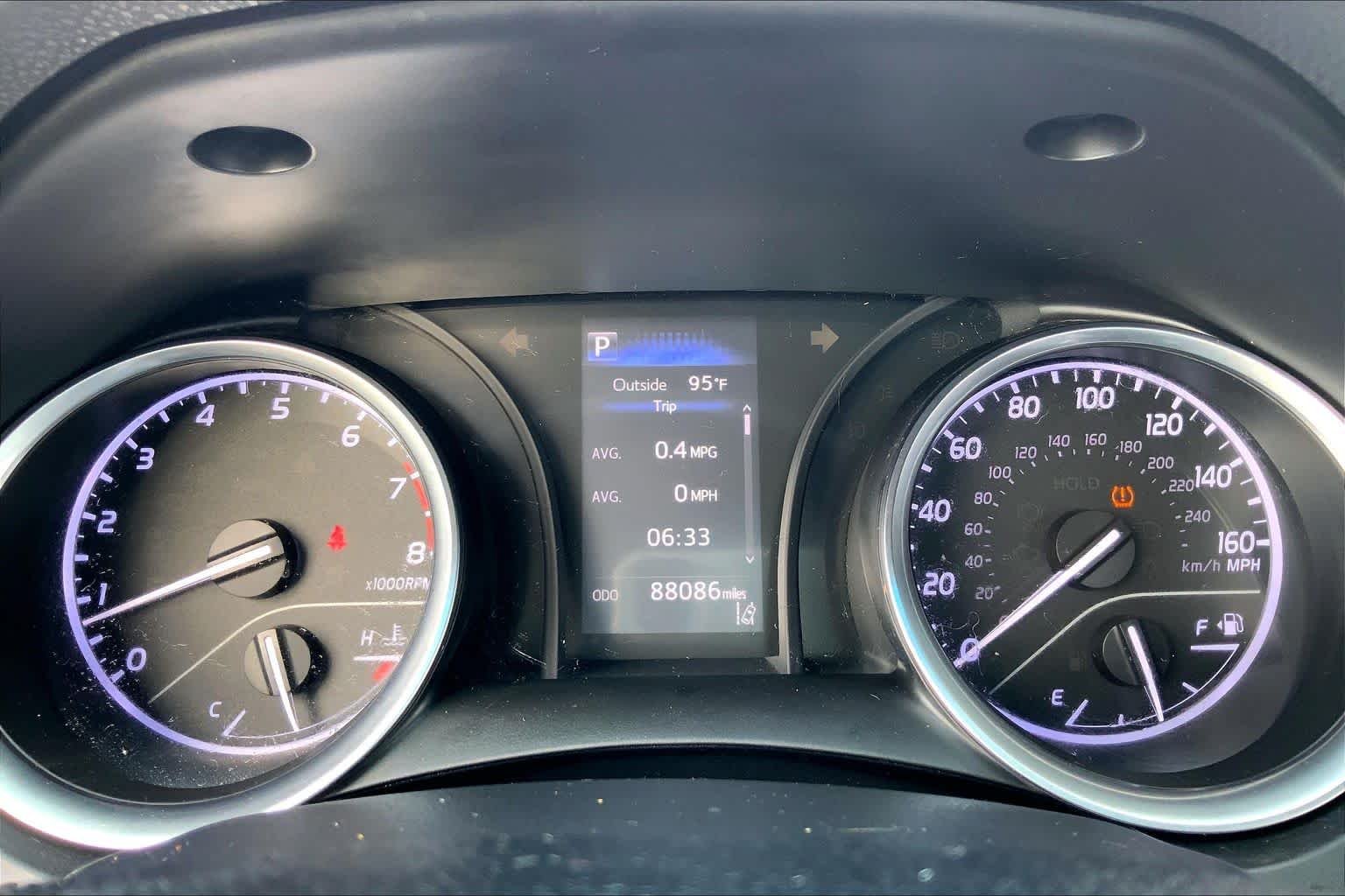 Used 2018 Celestial Silver Metallic Toyota SE image 25