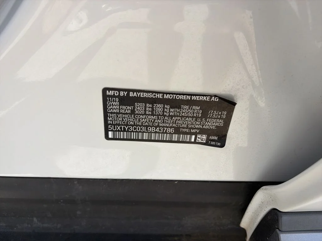 Used 2020 White BMW sDrive30i image 37
