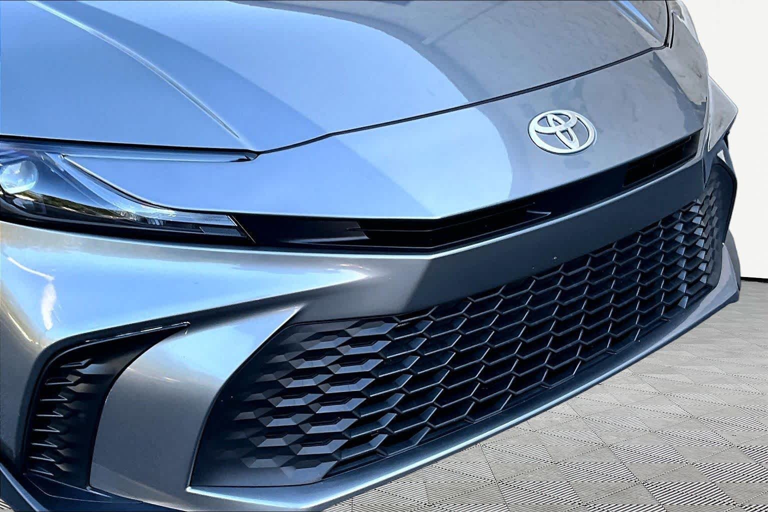Used 2025 Heavy Metal Toyota SE image 30