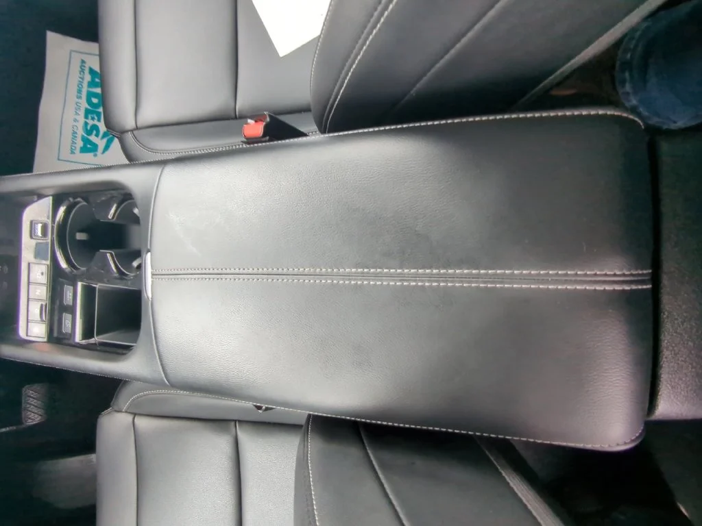 Used 2025 Gray Nissan SV image 22