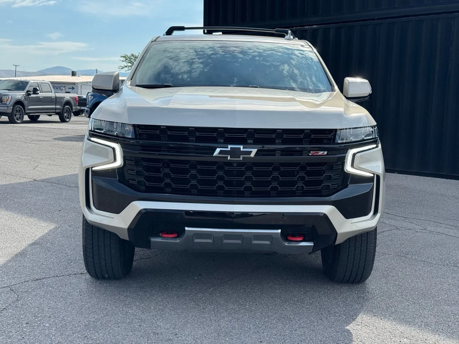 Used 2023 Beige Chevrolet Z71 image 2