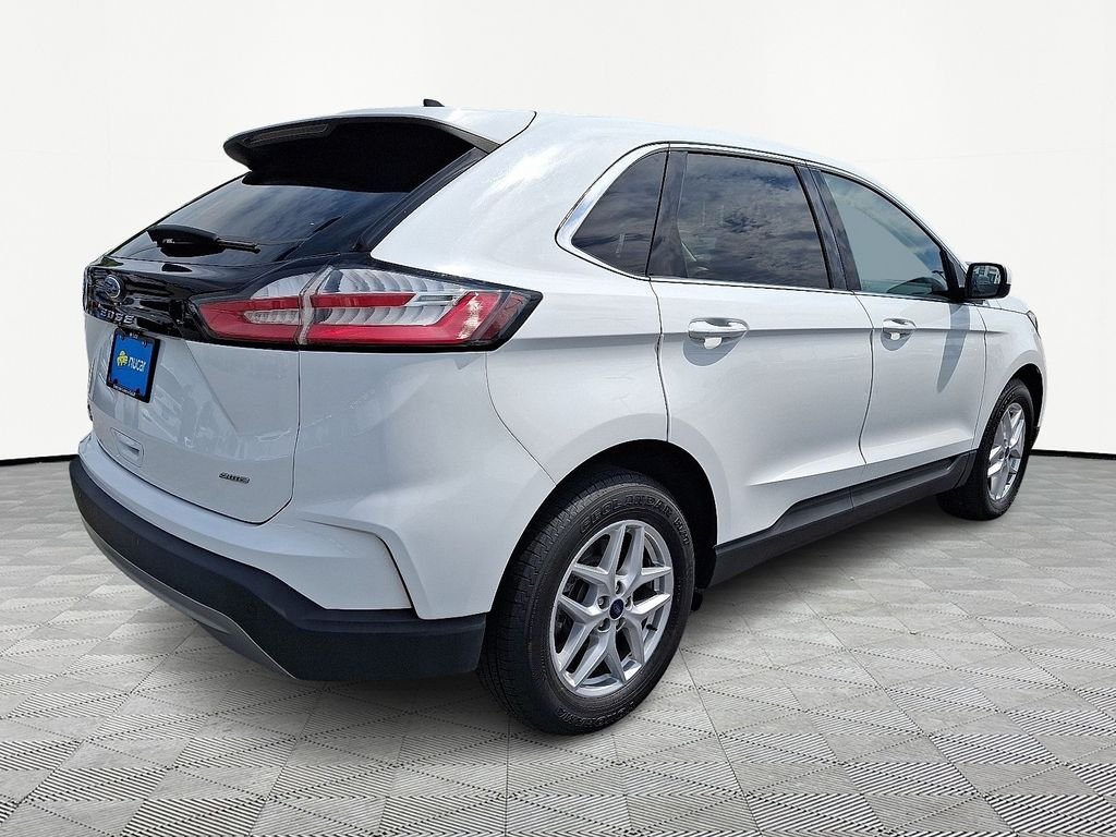 Used 2022 White Ford SEL image 7