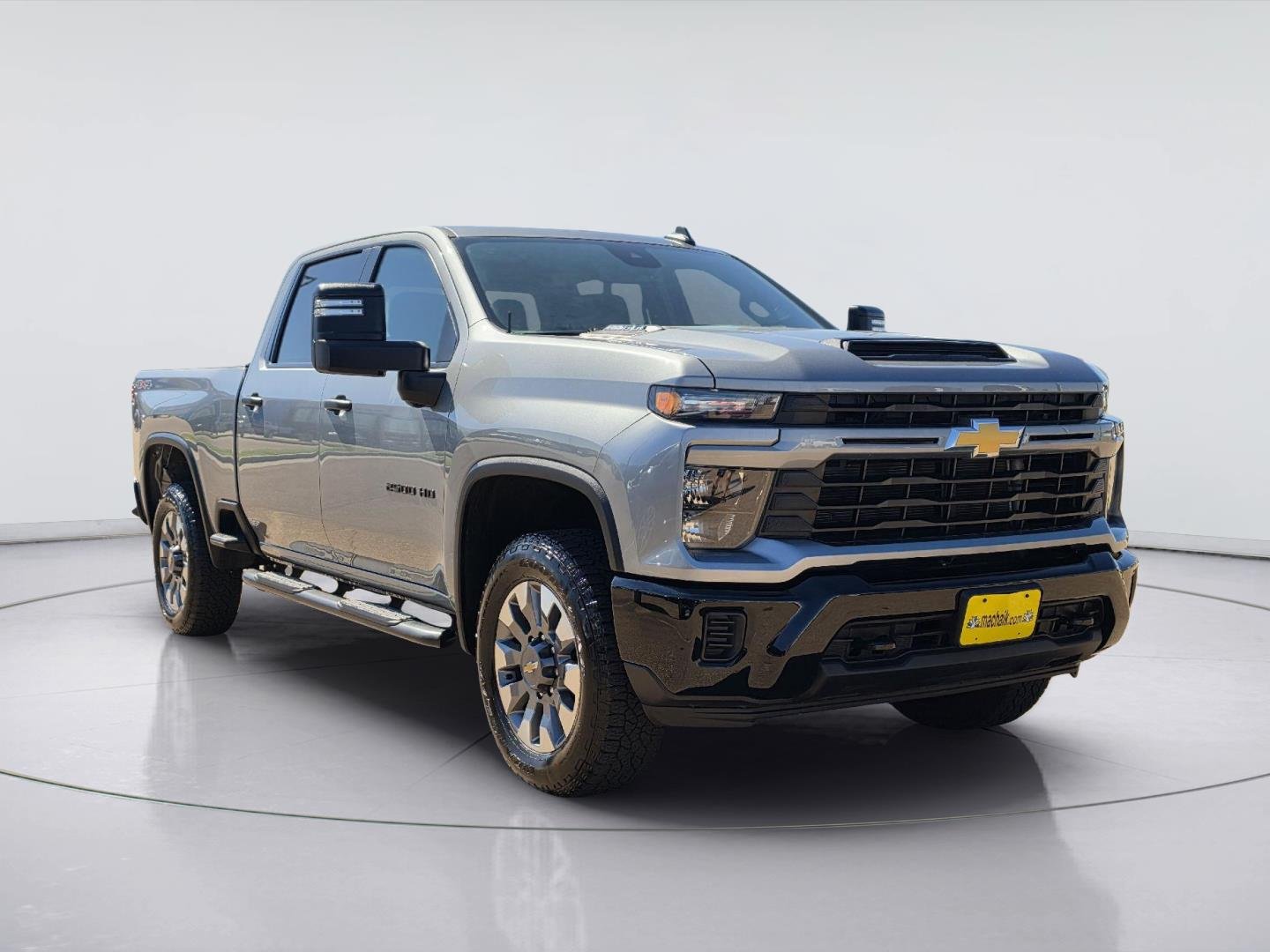 Used 2024 Sterling Gray Metallic Chevrolet Custom image 6