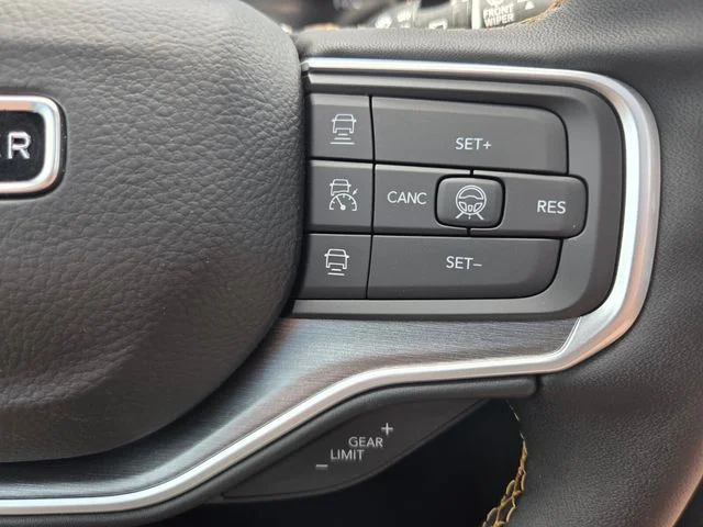 New 2026 Bright White Clearcoat Jeep  image 29