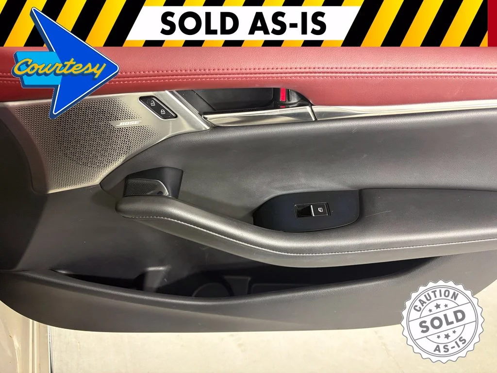 Used 2019 White Mazda Premium image 12