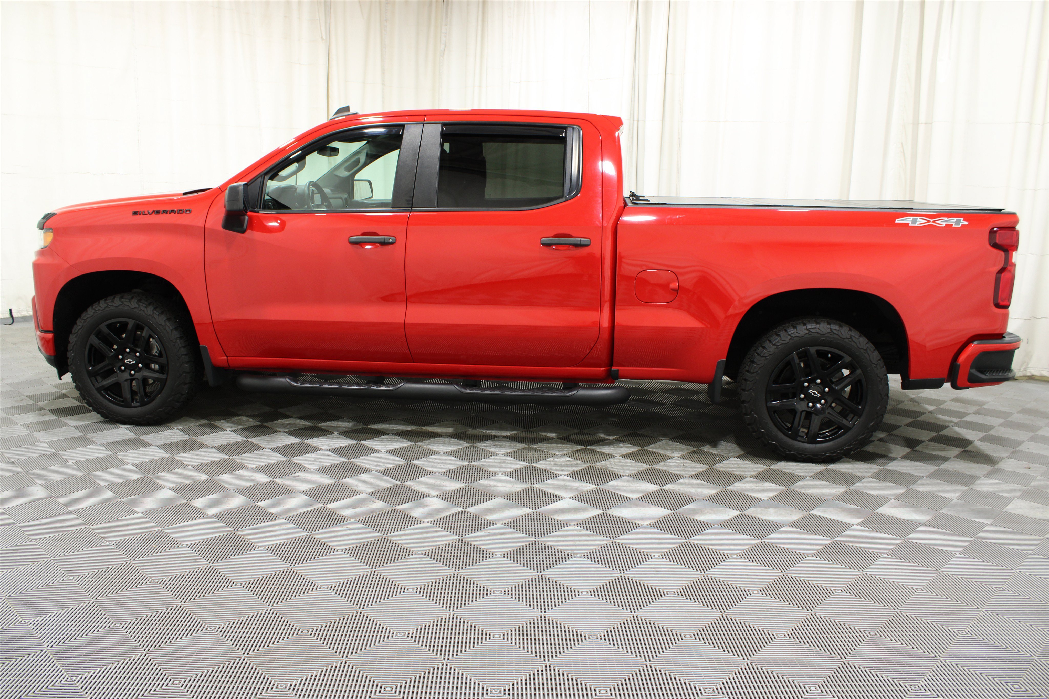 Used 2021 Red Hot Chevrolet Custom image 29