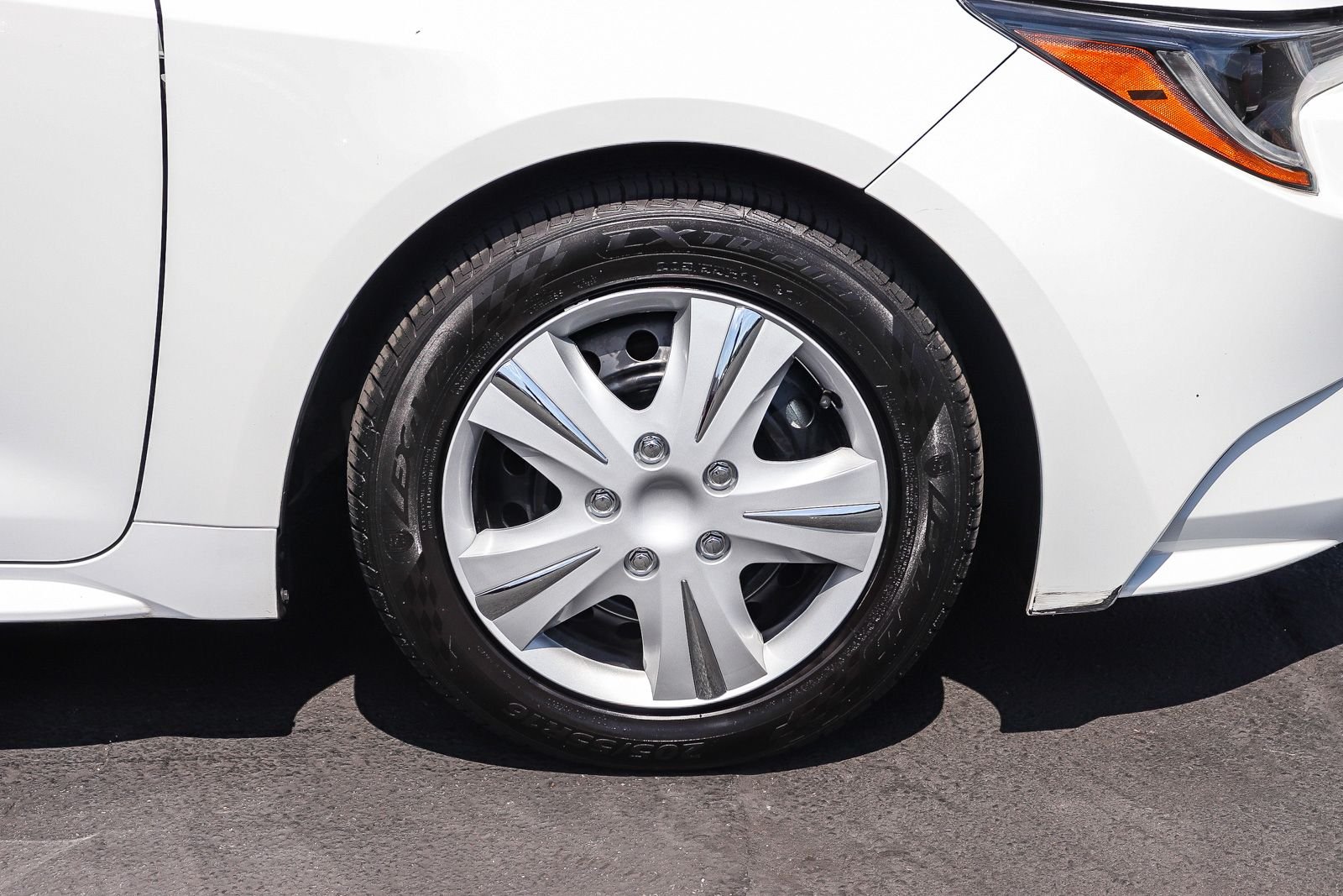 Certified Used 2024 Ice Toyota LE image 9