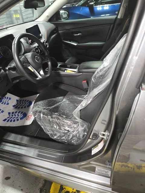 Used 2023 Gun Metallic Nissan SR image 9