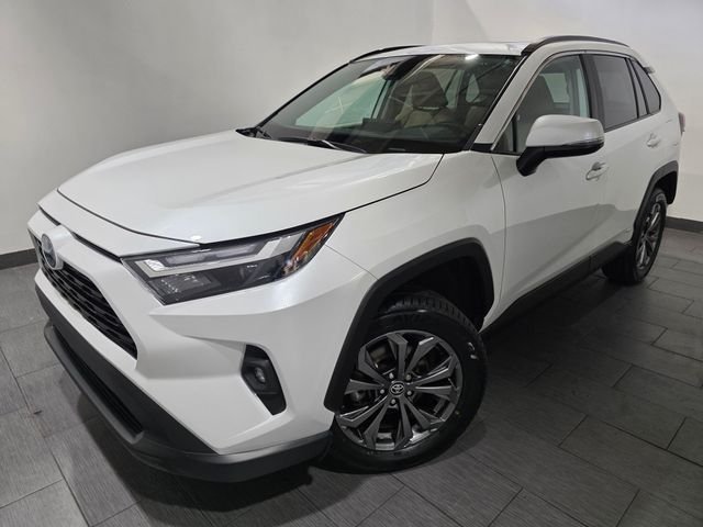 Certified Used 2024 Beige Toyota XLE Premium image 1