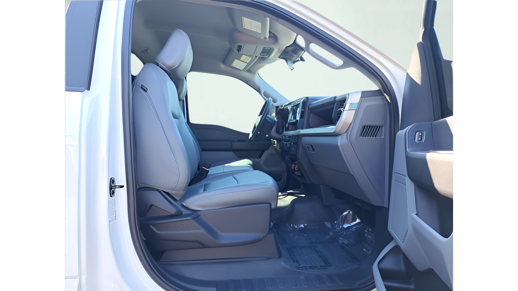 Used 2023 White Ford XL image 13