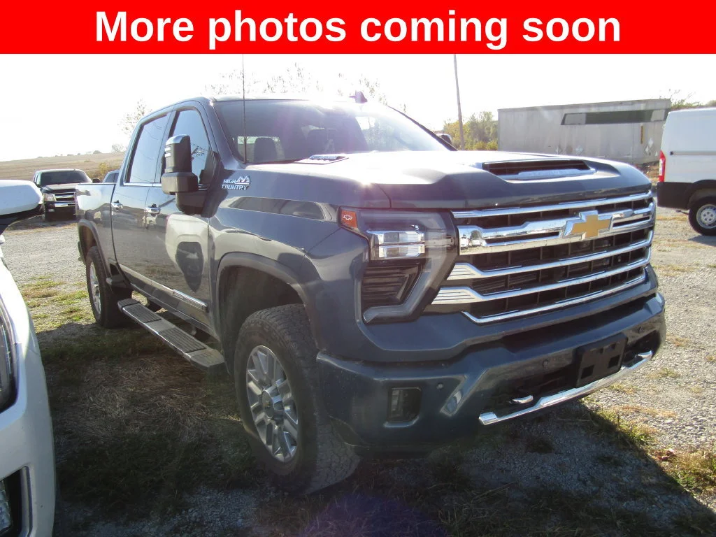 Used 2024 Lakeshore Blue Metallic Chevrolet High Country image 7