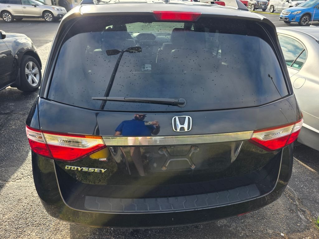 Used 2013 Crystal Black Pearl Honda EX-L image 3