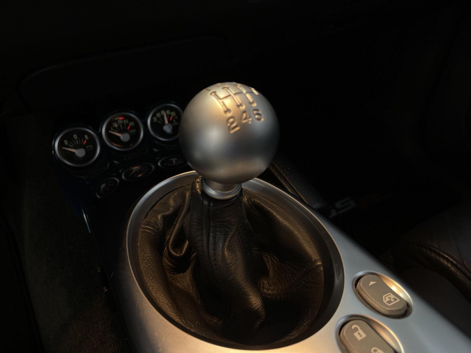 Used 2005 Aqua Blur Metallic Chevrolet LS image 17