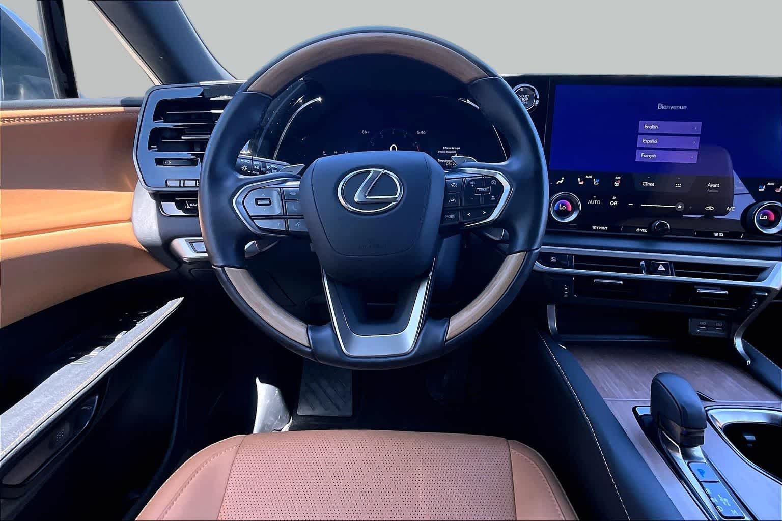Used 2025 Iridium Lexus  image 6