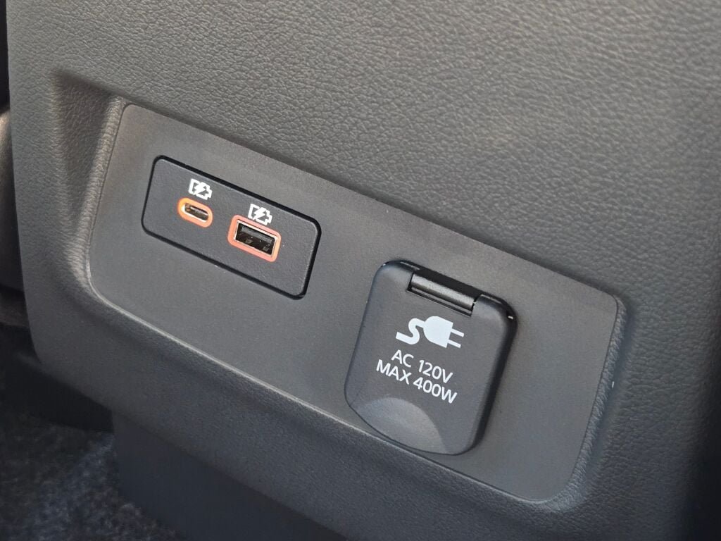 New 2026 Glacier White Nissan Crew Cab PRO-4X® image 10
