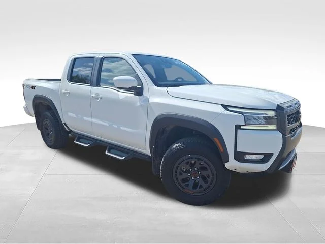 Used 2025 White Nissan PRO-4X image 1
