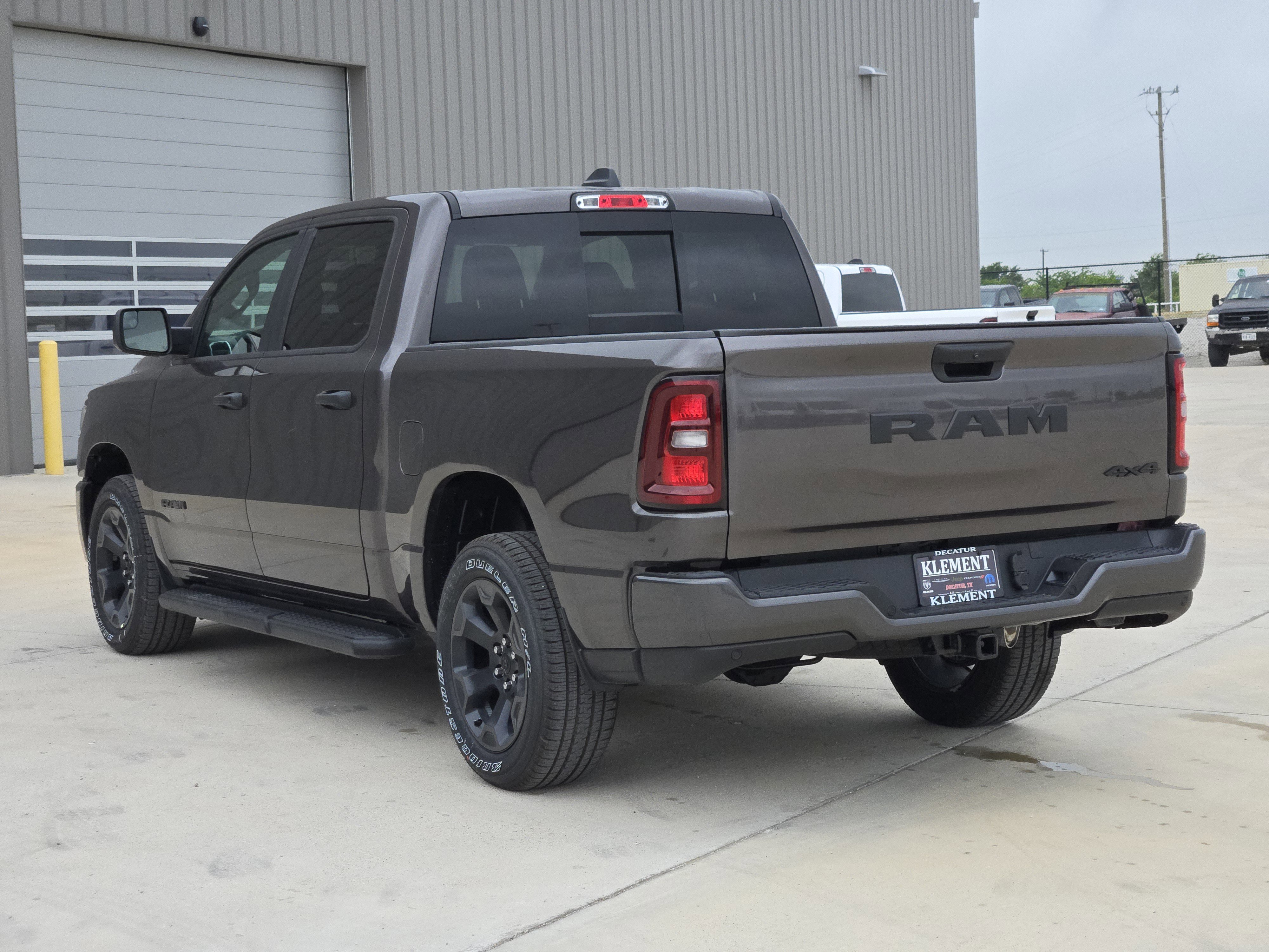 New 2026 Granite Crystal Metallic Clear-Coat Exterior Paint RAM Express image 4