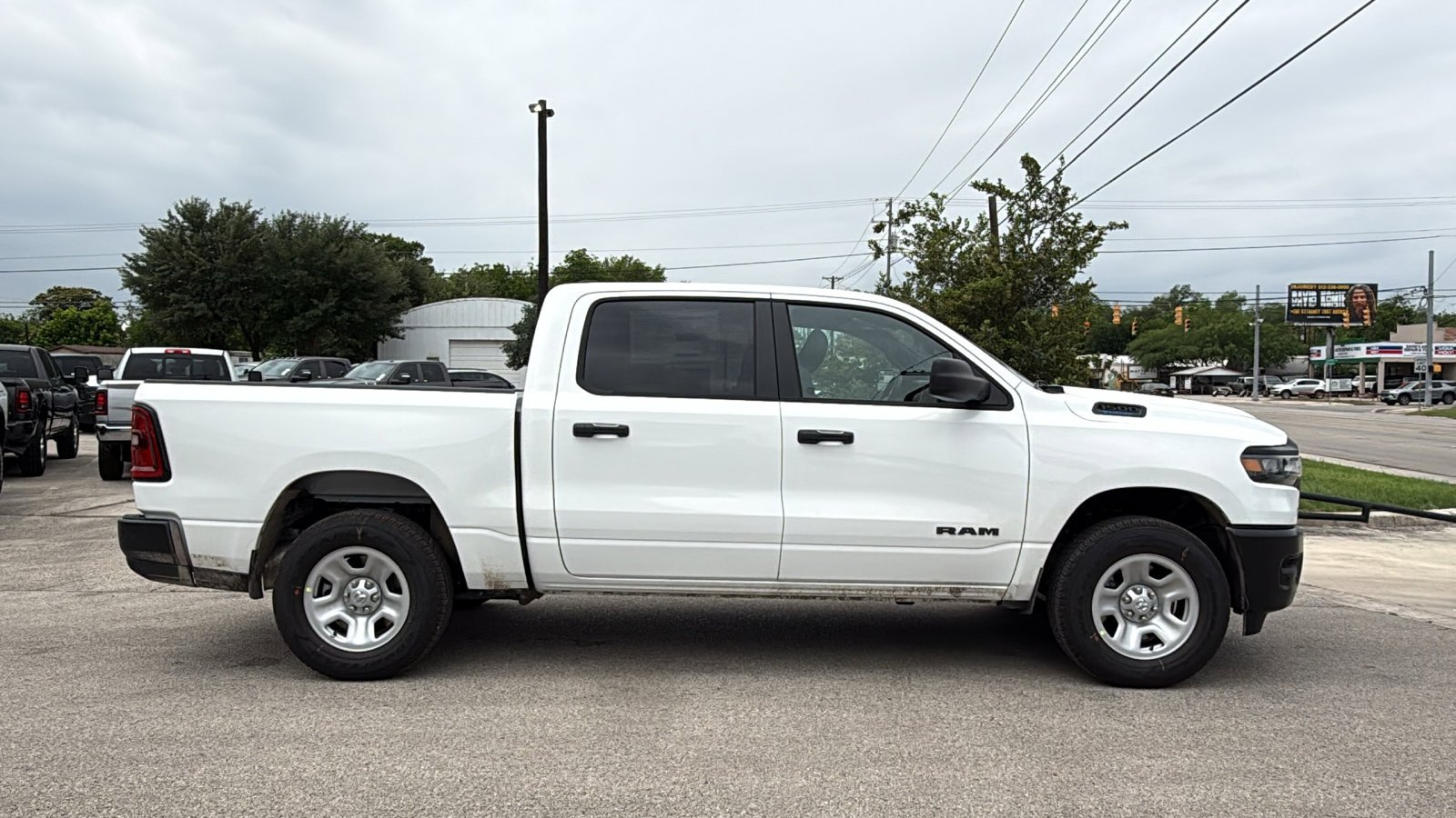New 2026 Bright White Clear-Coat Exterior Paint RAM Tradesman image 4