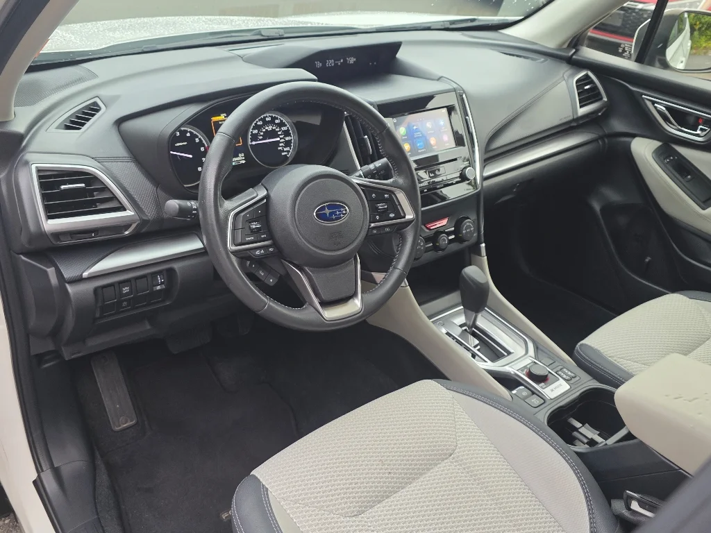 Used 2021 White Subaru Premium image 32