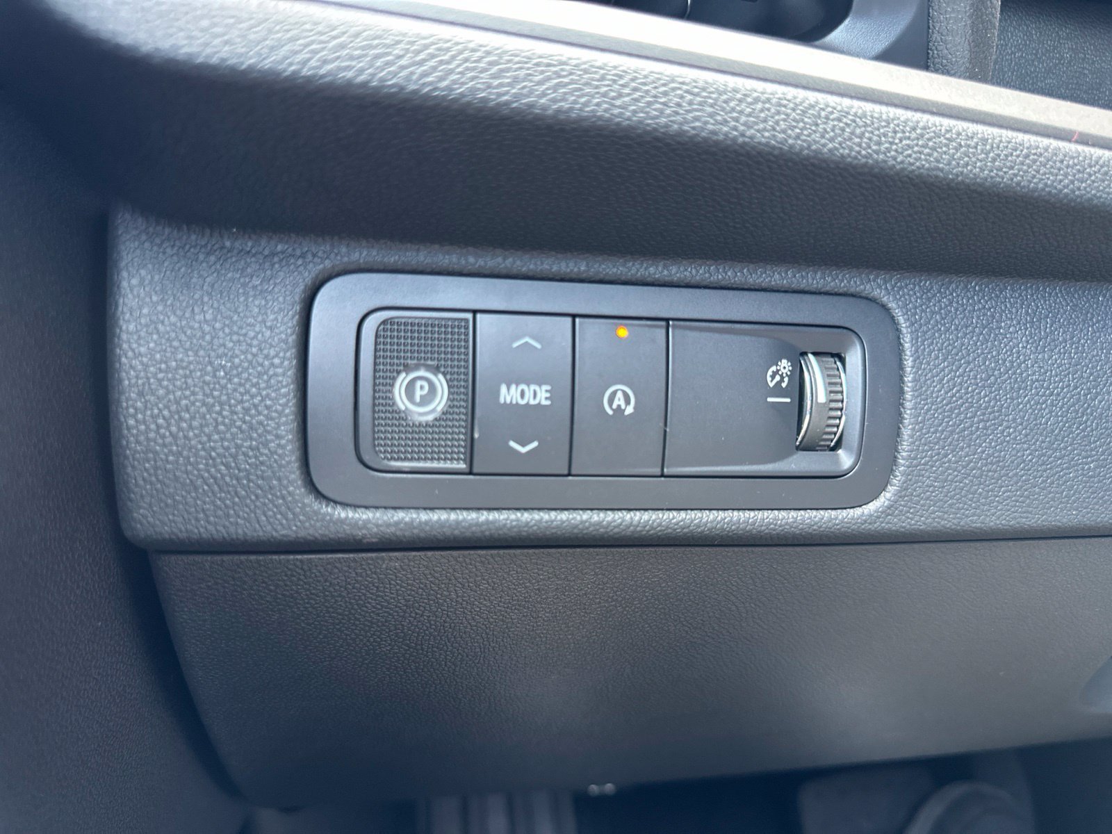 New 2027 Sterling Gray Metallic Chevrolet LT image 39