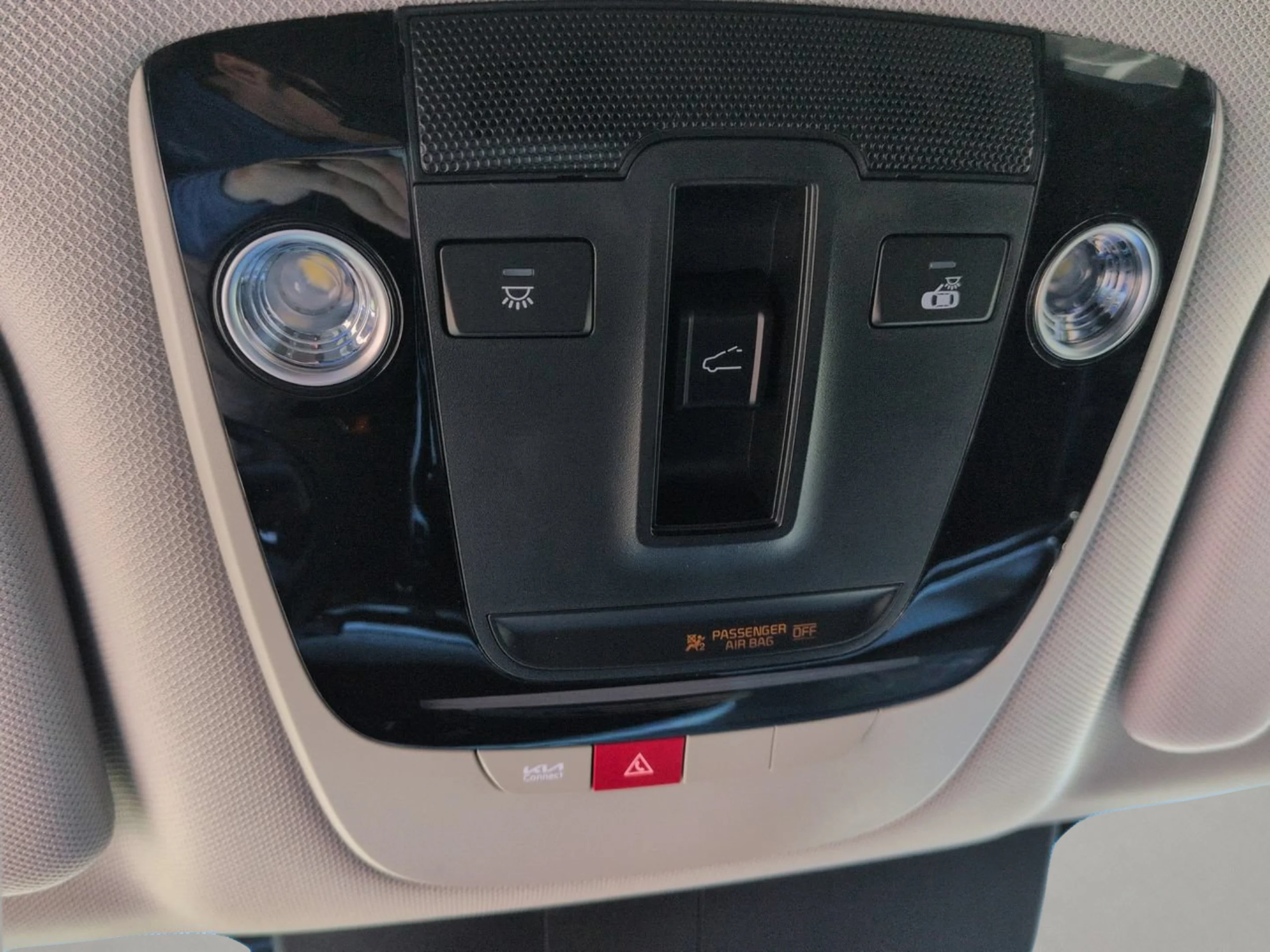 New 2026 Ivory Silver Kia S image 15