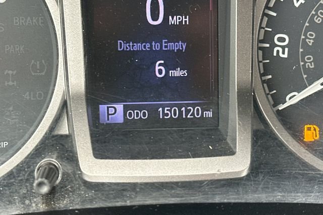 Used 2019 White Toyota SR5 image 26