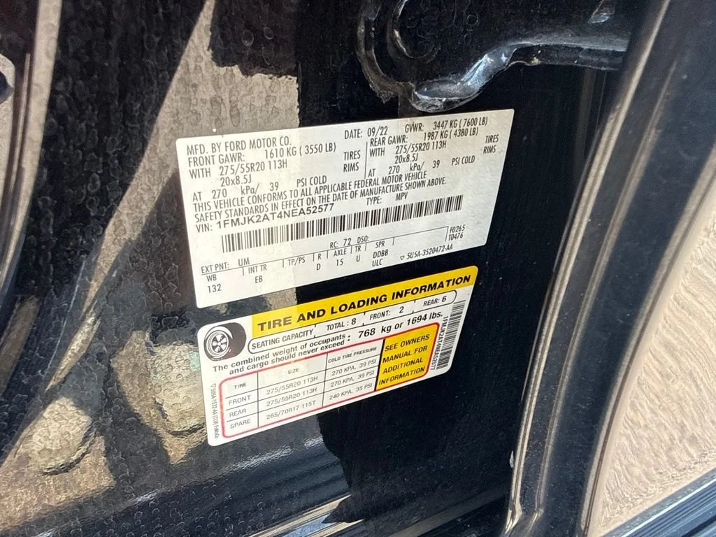 Used 2022  Ford Limited image 41